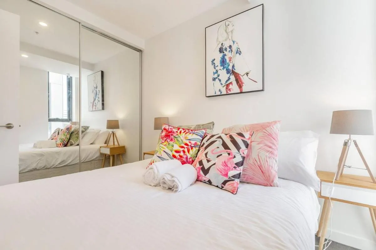 Image 6 of Collingwood Charm – Centrally Located with Balcony