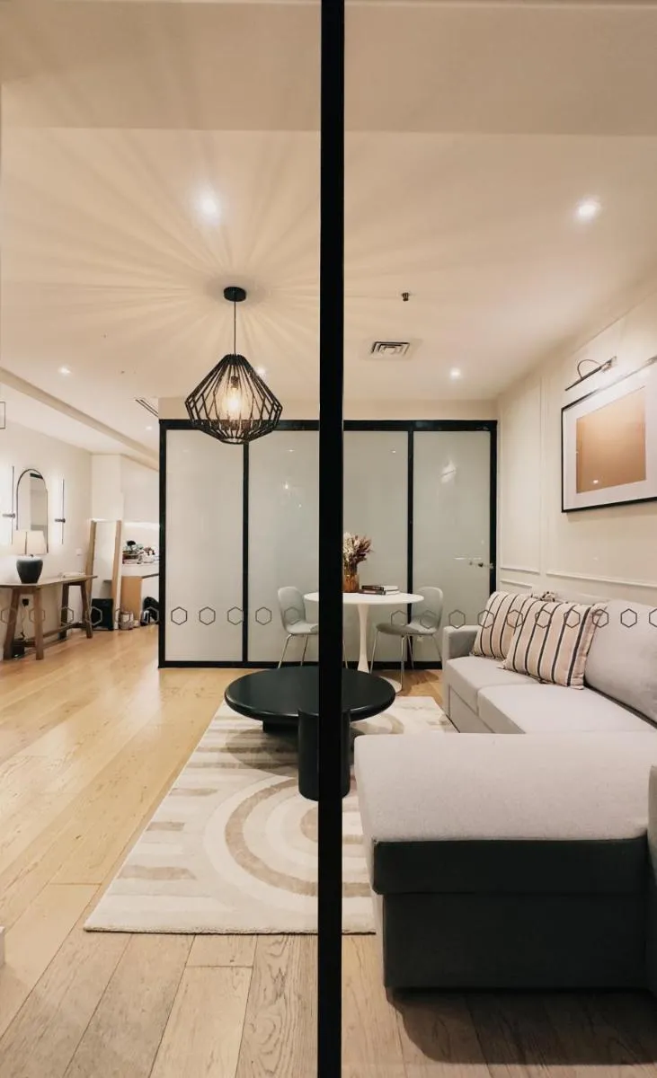 Image 3 of Collins Escape – 2 bedrooms with Collins St Balcony