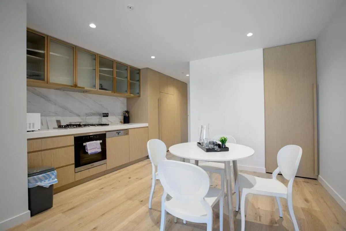 Image 3 of Collins House – 38th Floor CBD Luxury with Amazing View