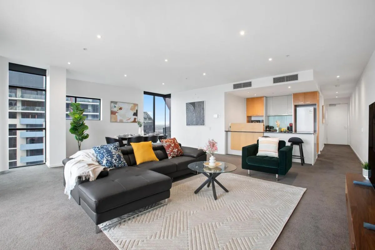 Image 4 of Complete Host Arkley Apartments