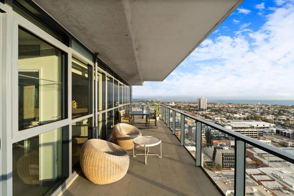 Image 5 of Complete Host Clarendon St Apartments