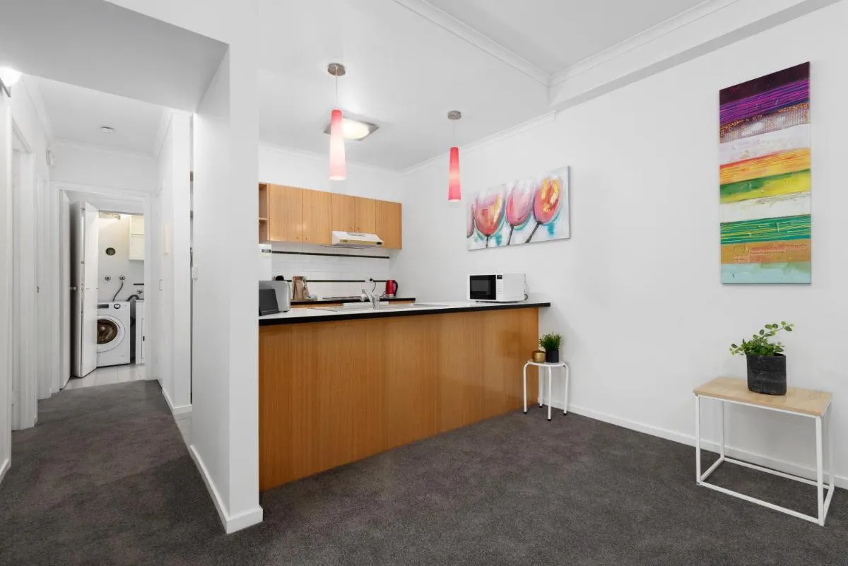 Image 3 of Complete Host Dodds St Apartments