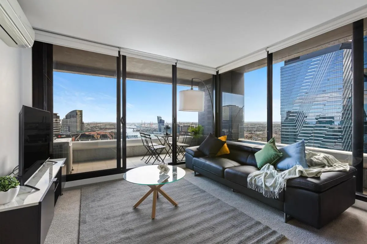 Image 5 of Complete Host NEO apartments
