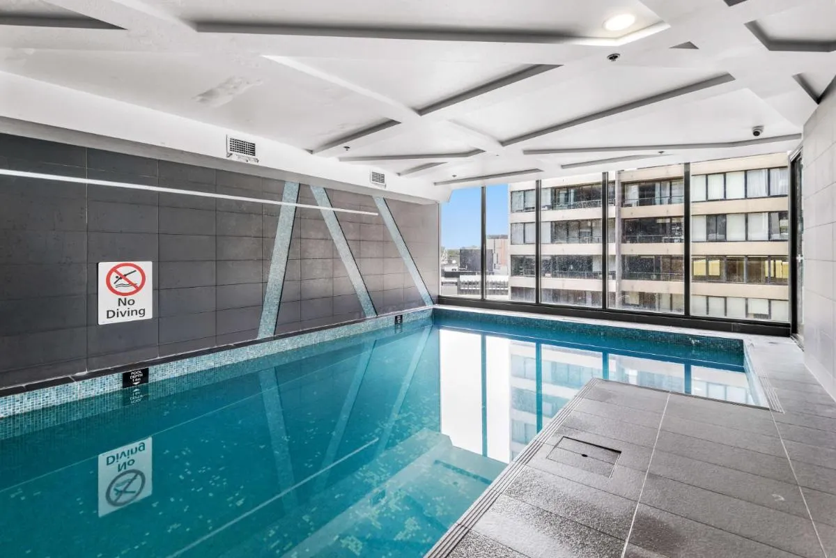 Image 3 of Contemporary 1-Bed Apartment with Pool and Gym