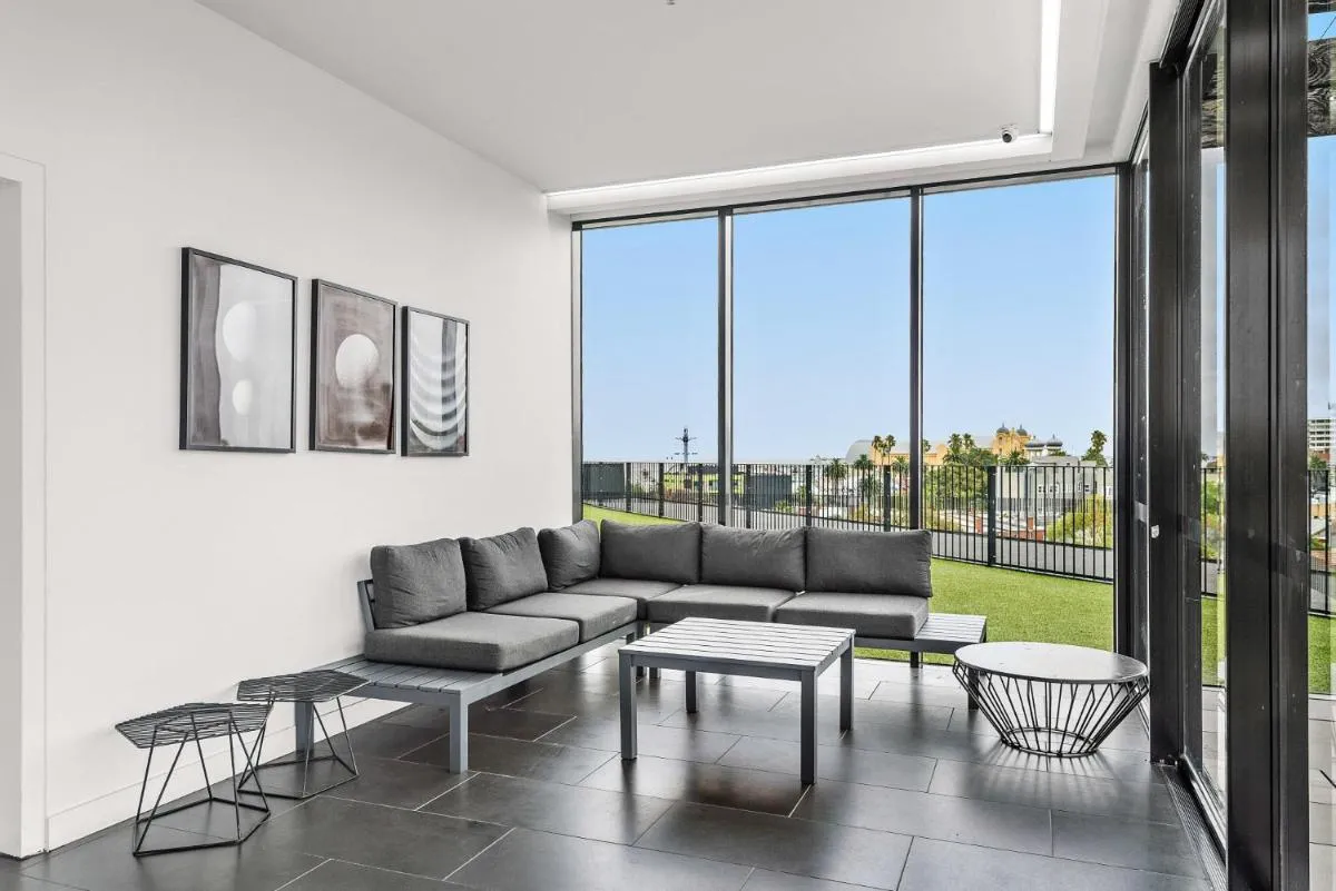 Image 5 of Contemporary 1-Bed in the Heart of St Kilda