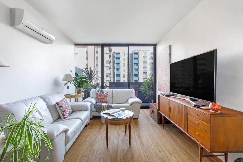 Image of Contemporary Comfort between Fitzroy and Carlton