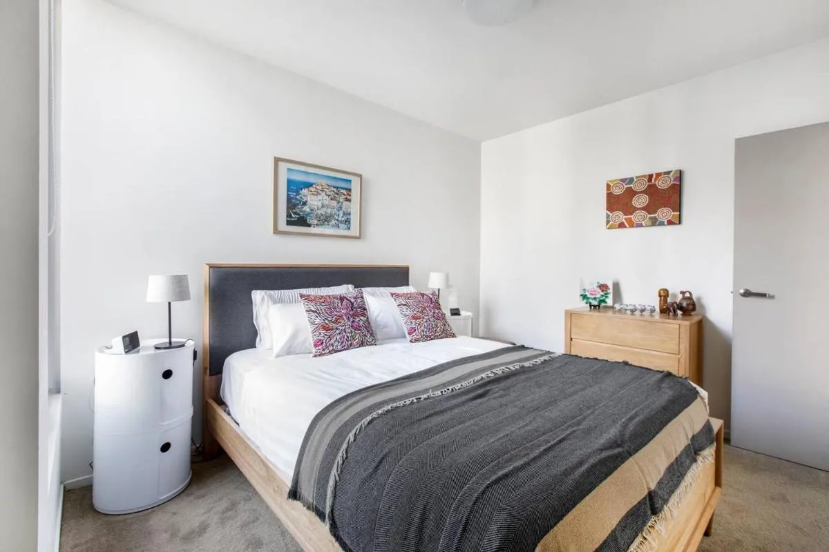 Image 6 of Contemporary Comfort between Fitzroy and Carlton