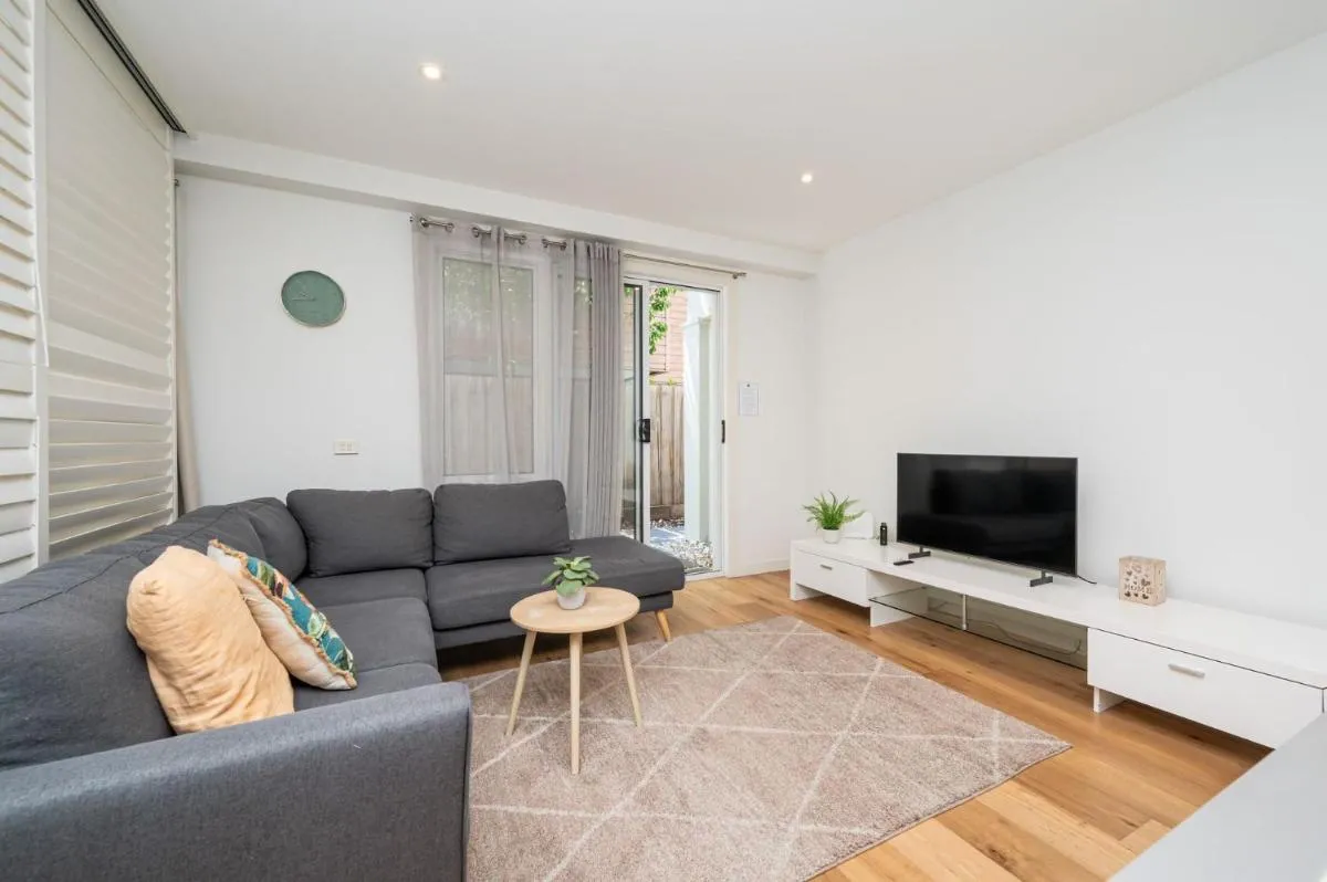 Image 4 of Convenience and Comfort in Carnegie