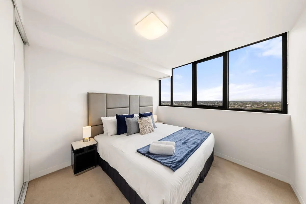 Image 1 of Convenient Located 1bedroom apartment in St Kilda