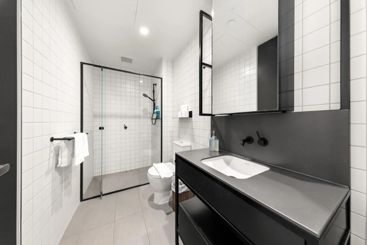 Image 2 of Convenient located 1 bedroom Apartment in Hawthorn