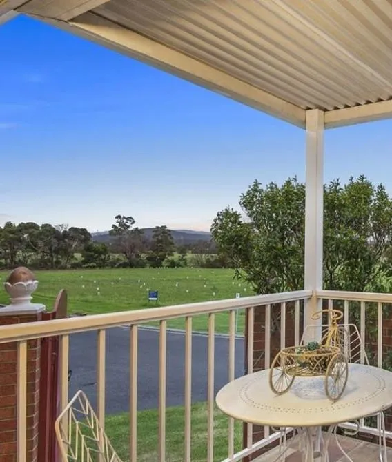 Image 5 of Corner Cottage