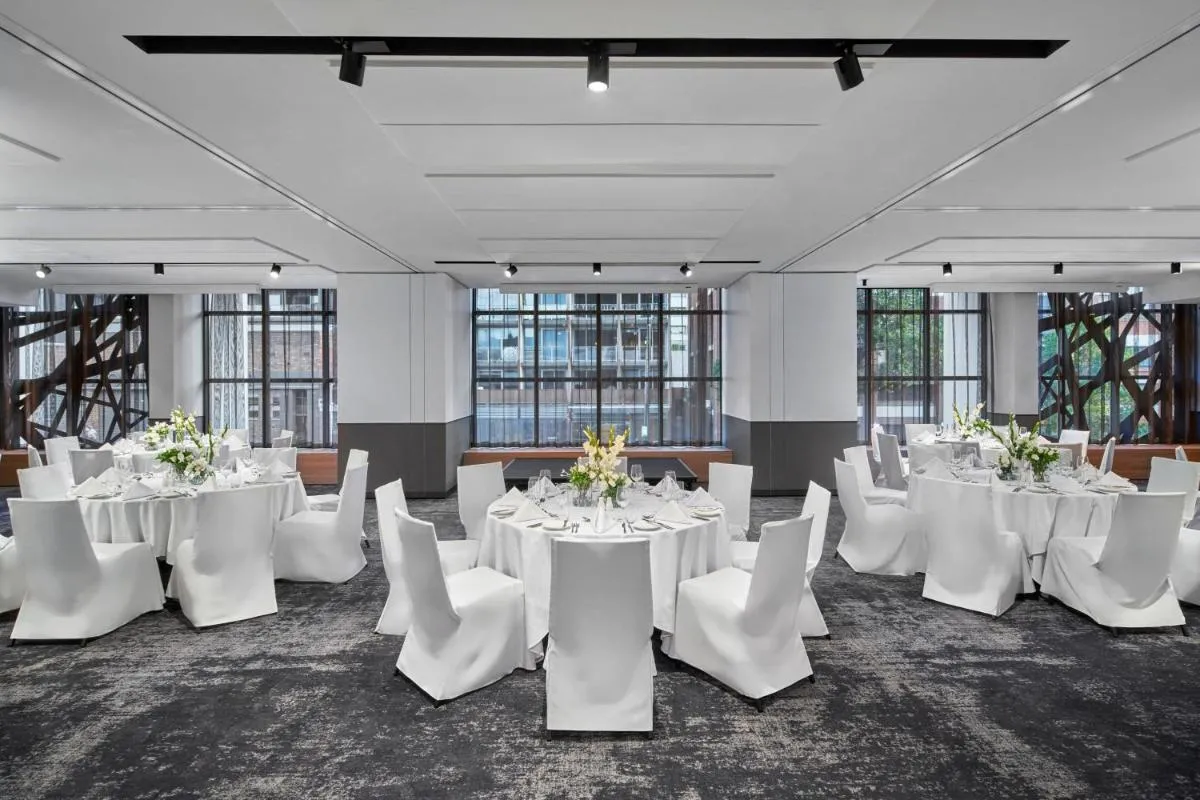 Image 6 of Courtyard by Marriott Melbourne Flagstaff Gardens