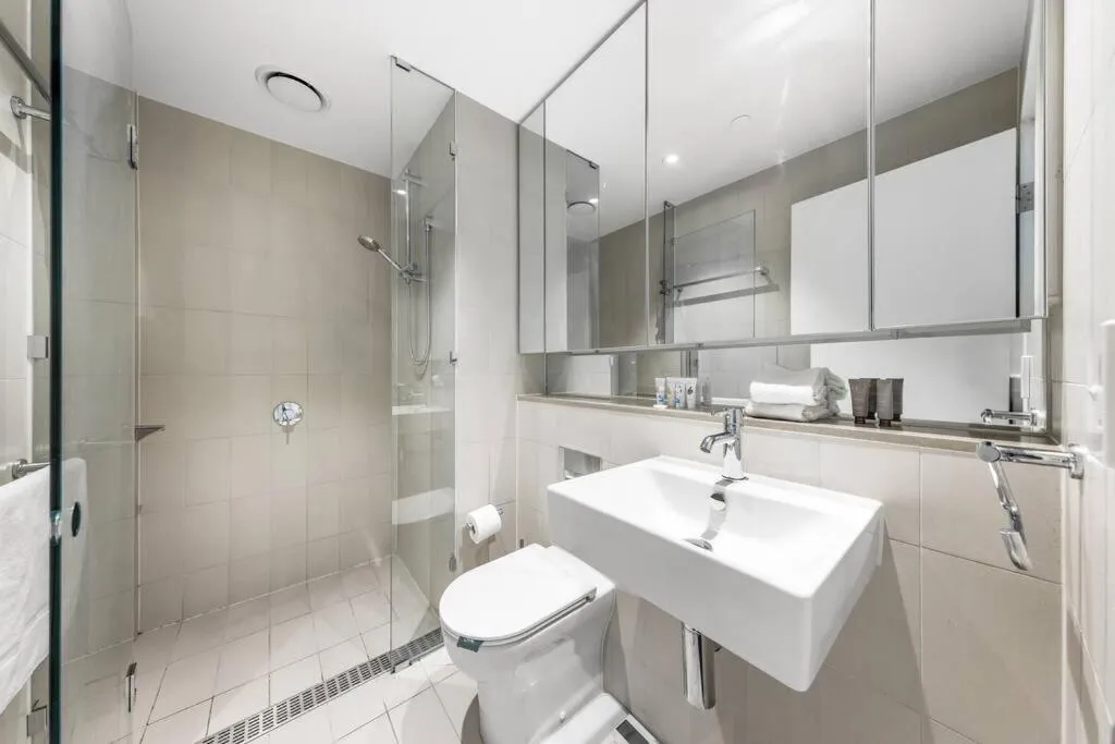 Image 6 of Cozy 1 Bedroom Apartment in Docklands