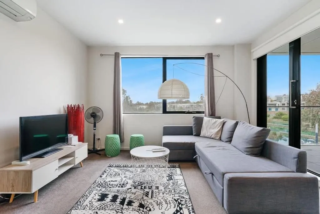 Image of Cozy & Convenient Bundoora Apt withparking