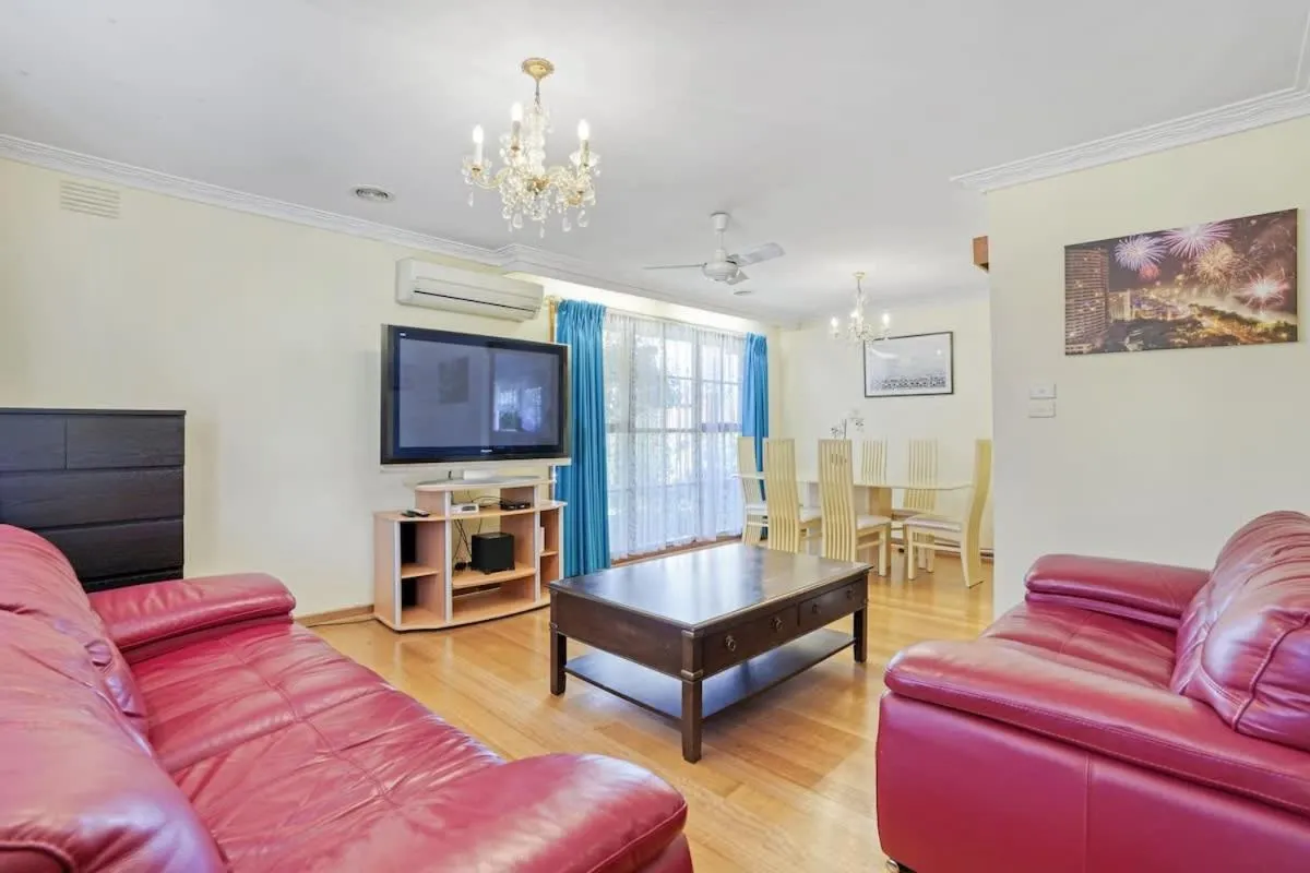 Image 4 of Cozy Oakleigh South Family Home Next to Playground