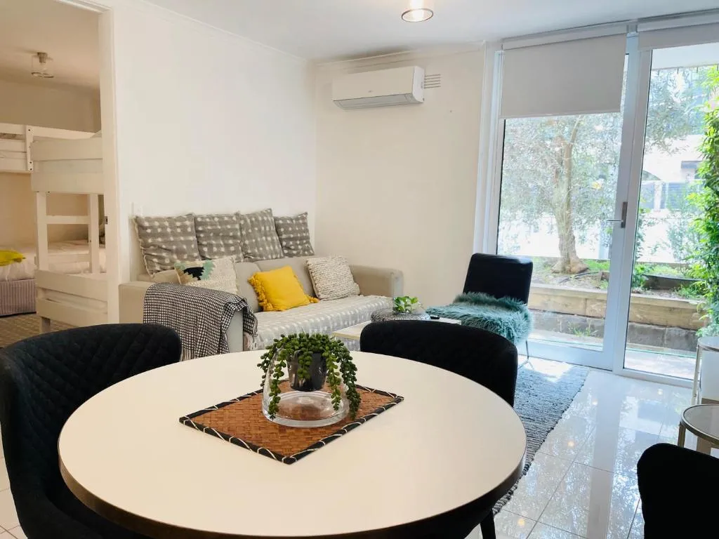 Image of D101 Charming Apartment- Free Parking