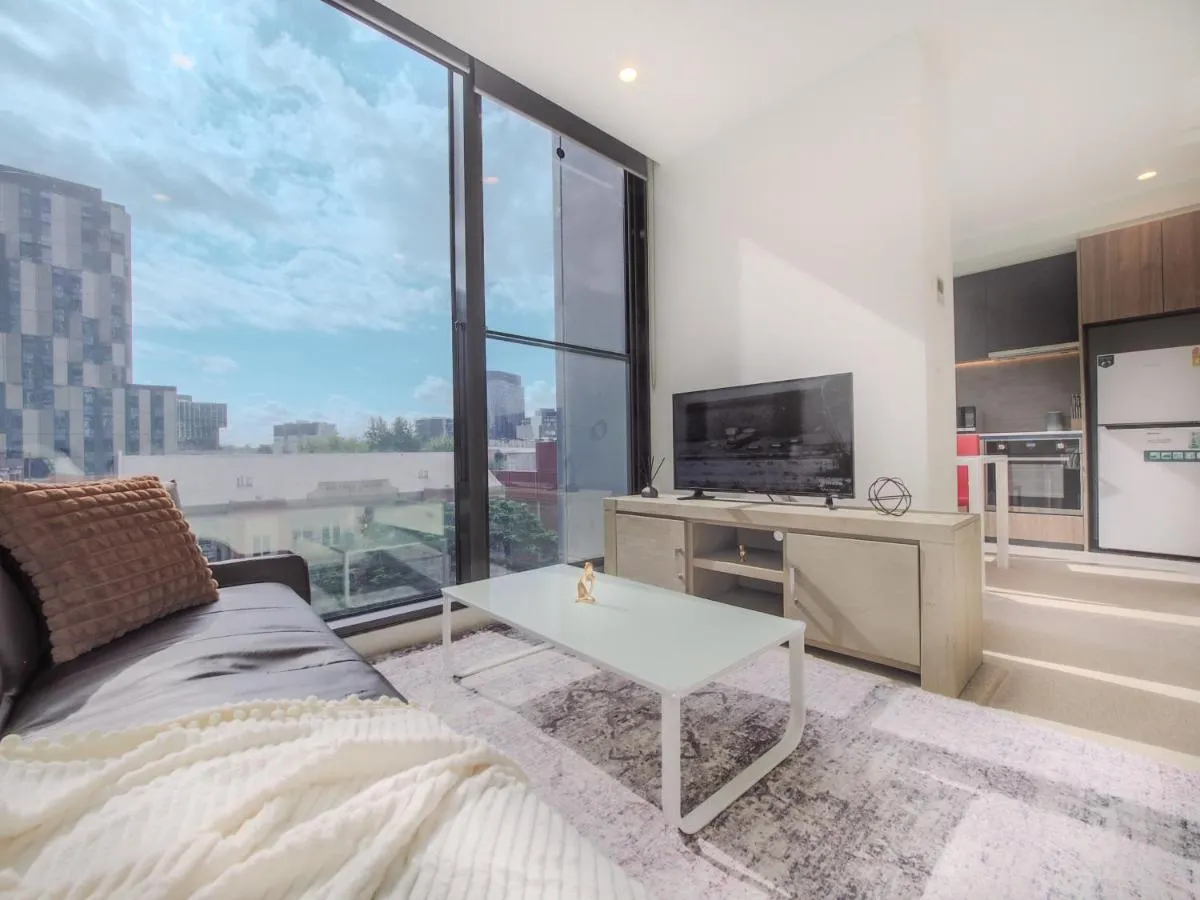 Image 6 of Delightful 1br On Bouverie St Close To Mel Uni