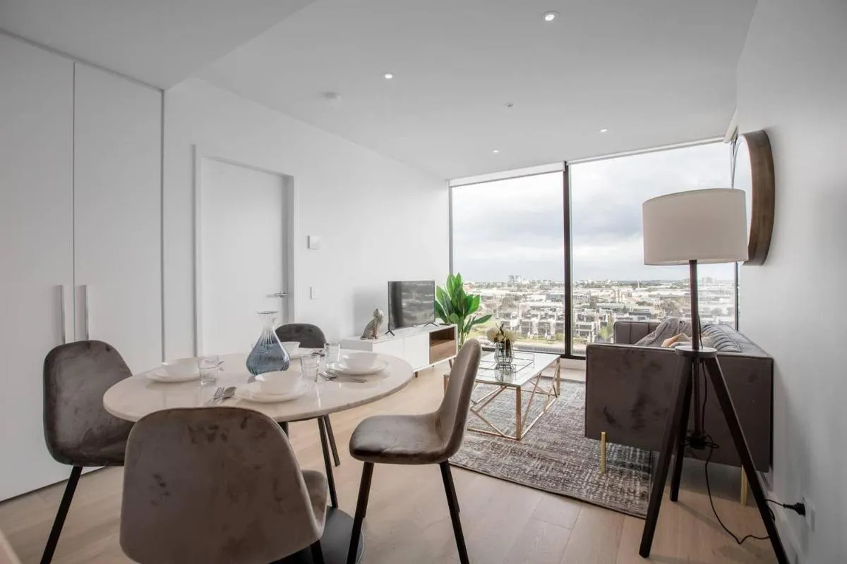 Image 2 of Delightful 2BR Riverview@Docklands