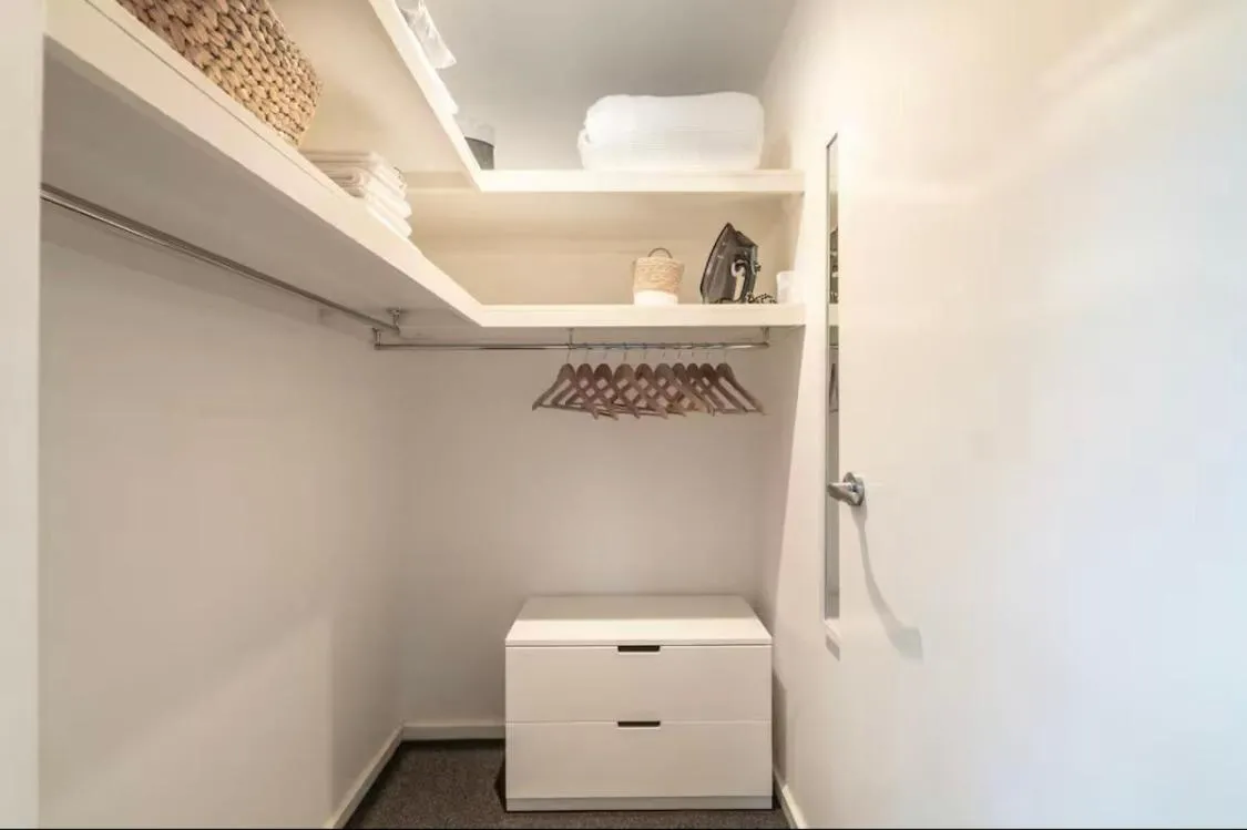 Image 2 of Designer townhome adjacent to East Brunswick Village 2min to tram plus private parking