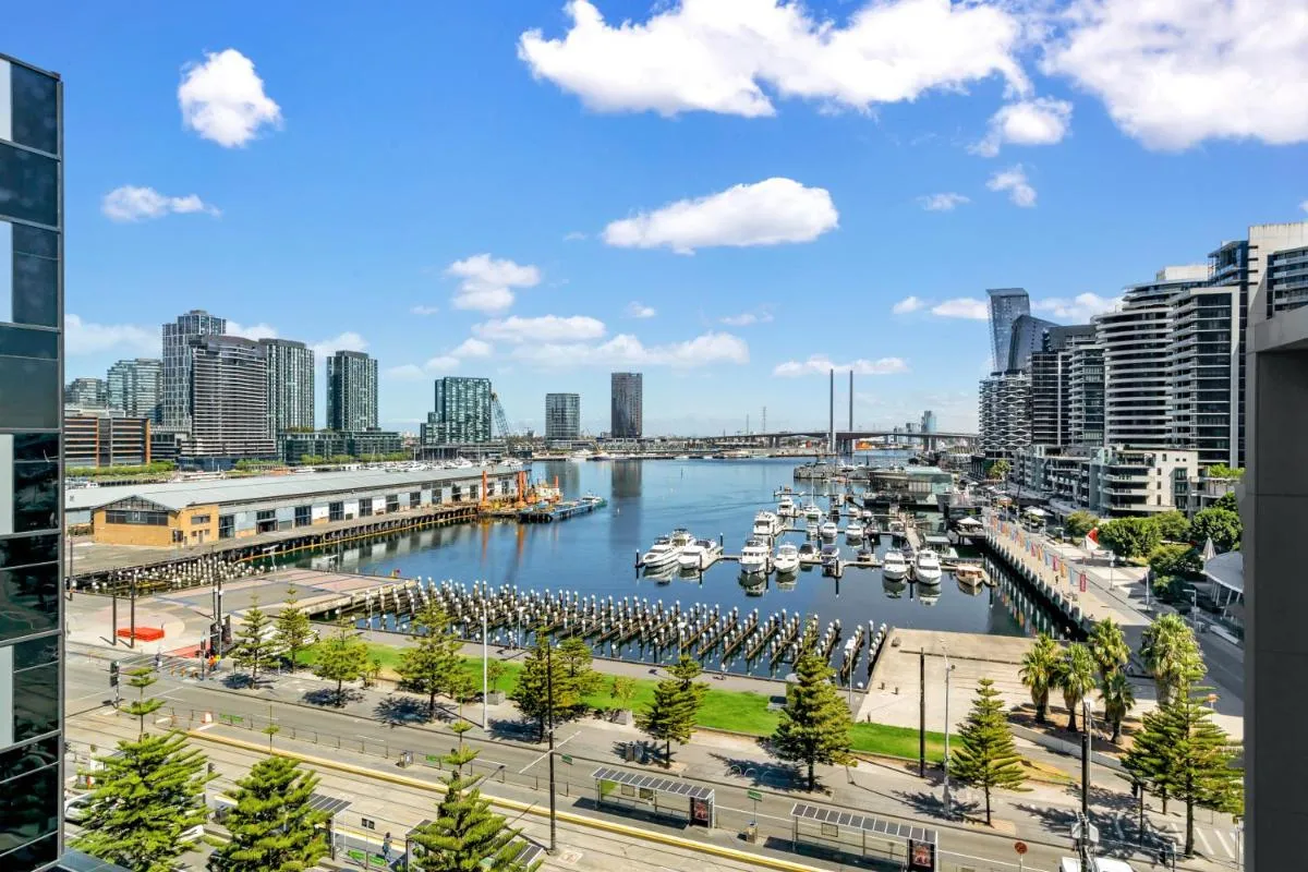 Image 5 of Docklands Private Collection – City Harbour Apartments