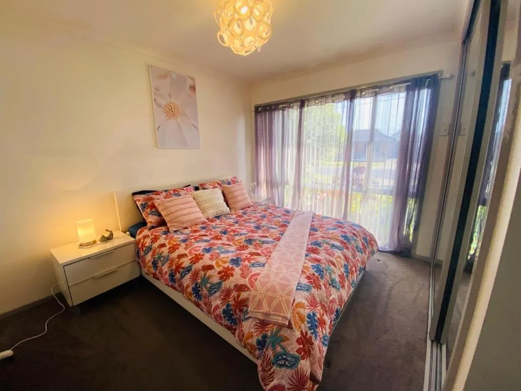 Image 6 of ENTIRE HOME IN WERRIBEE,BEST POSSIBLE LOCATION YOU CAN FIND