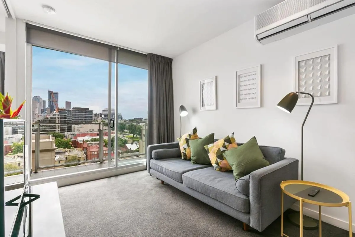 Image 6 of East Melb 2bed parking pet friendly