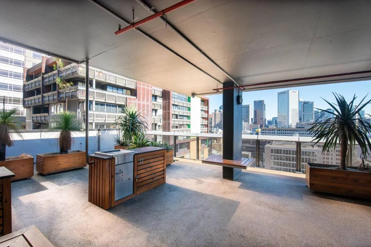 Image 5 of Elevated Elegance in the City’s Chic Paris End