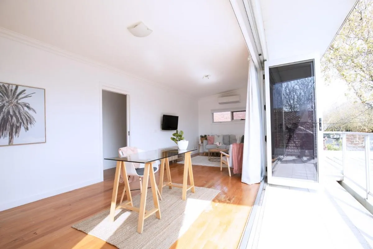 Image 2 of Elwood Star- Beachside Retreat