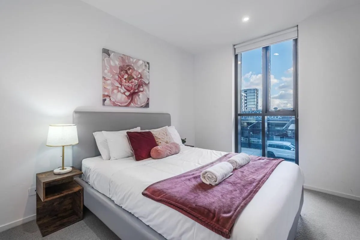 Image 1 of Exquisite And Warm 1br Nest In Footscray Pool Gym