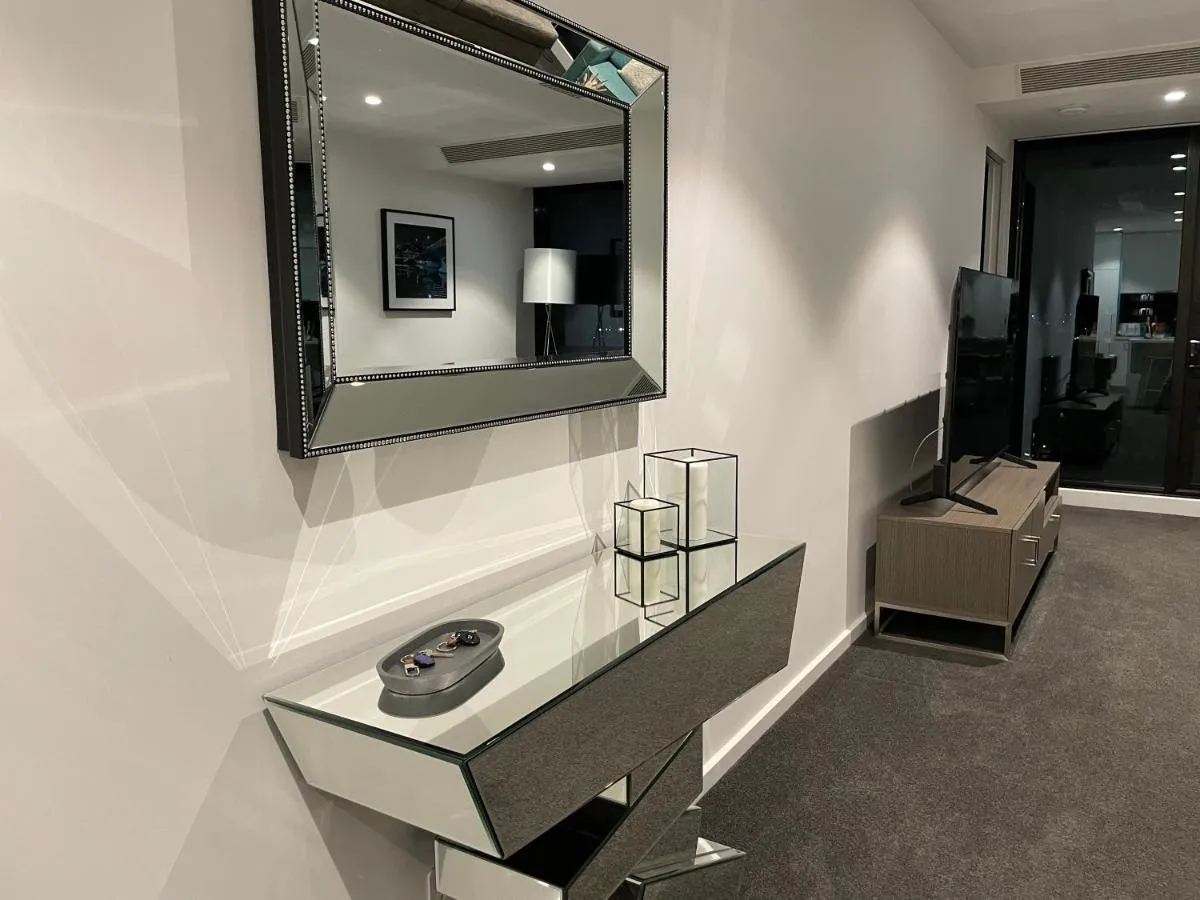 Image 1 of Fantastic 3 Bedroom Apartment in Southbank