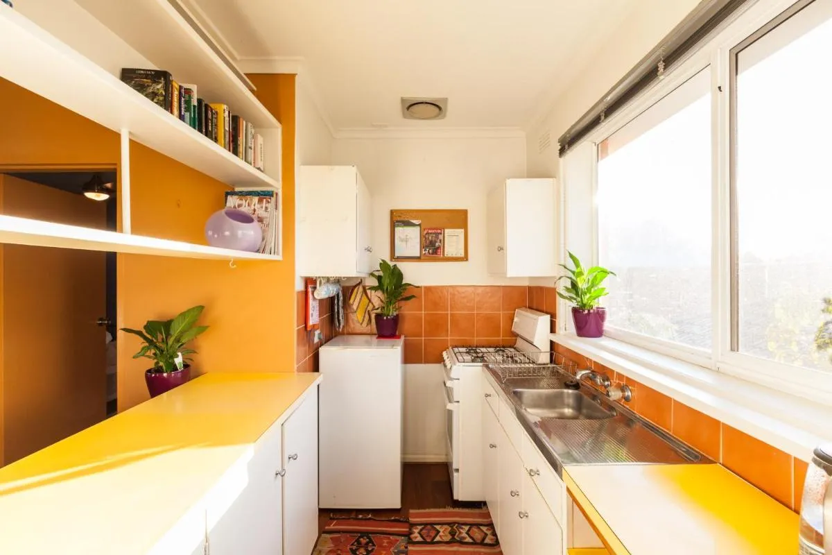 Image 4 of Fitzroy meets Clifton Hill at this Cosy Retreat