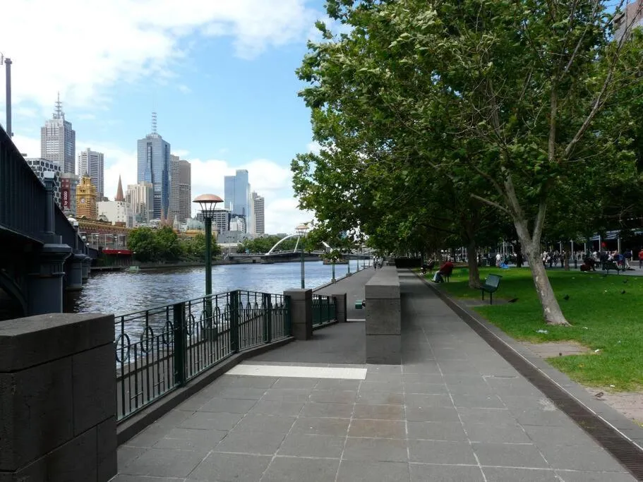Image 6 of Freshwater Pearl on Southbank, Melbourne