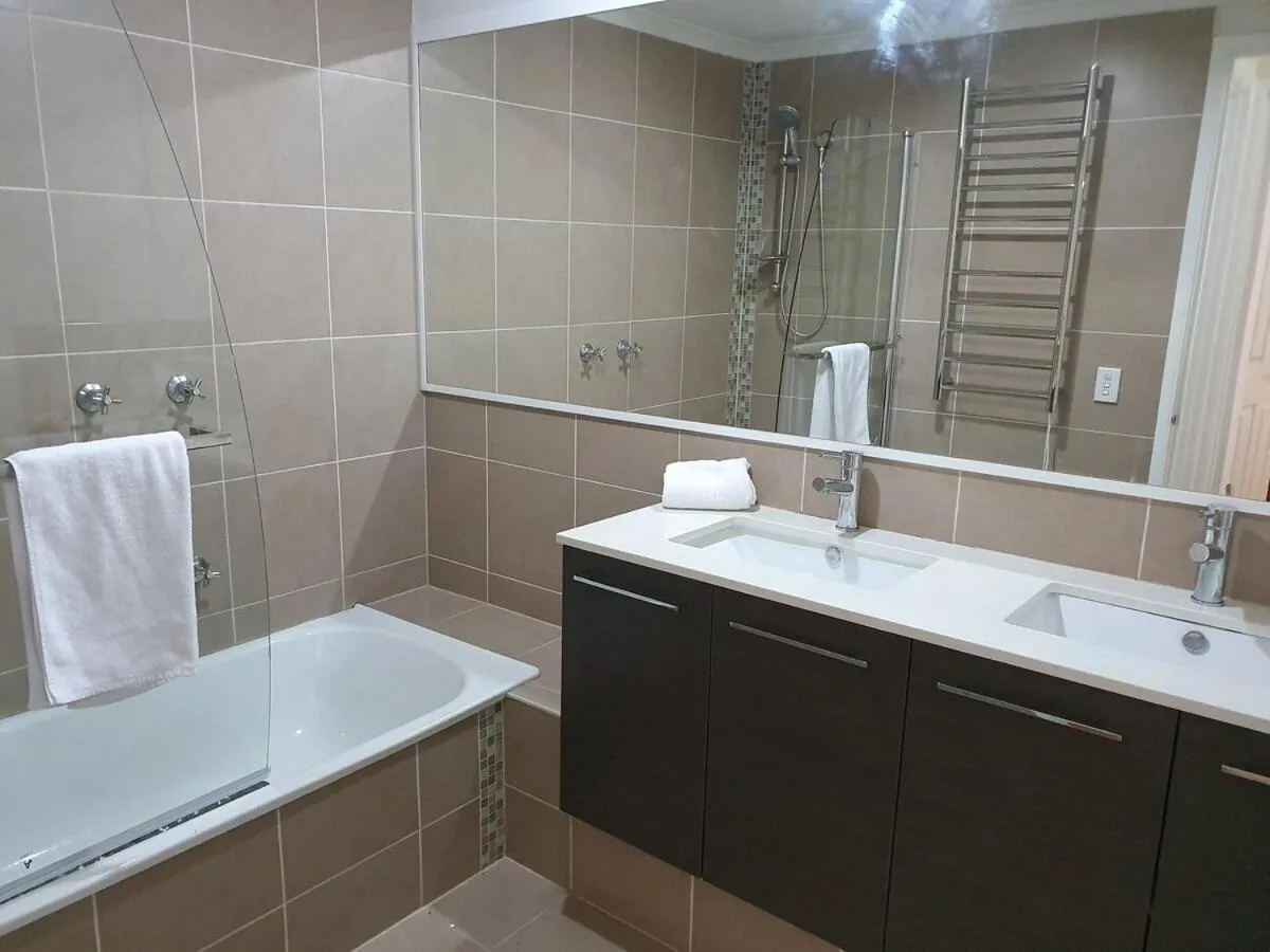 Image 2 of Garden oasis 3 bedroom apt
