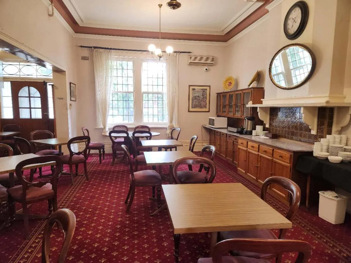 Image 2 of Georgian Court Inn