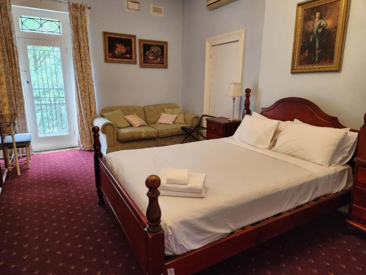 Image 1 of Georgian Court Inn