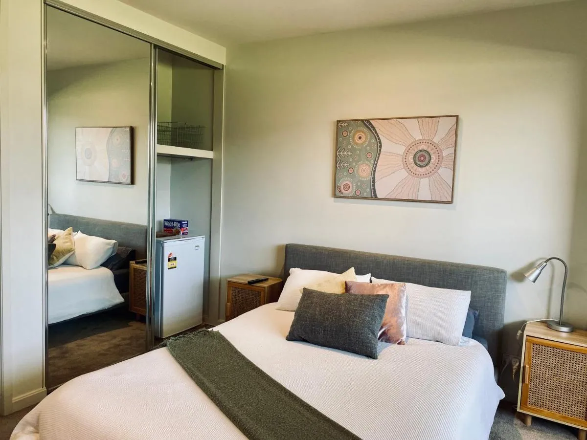 Image 1 of Golf Sandbelt Private Room with Ensuite inc Breakfast