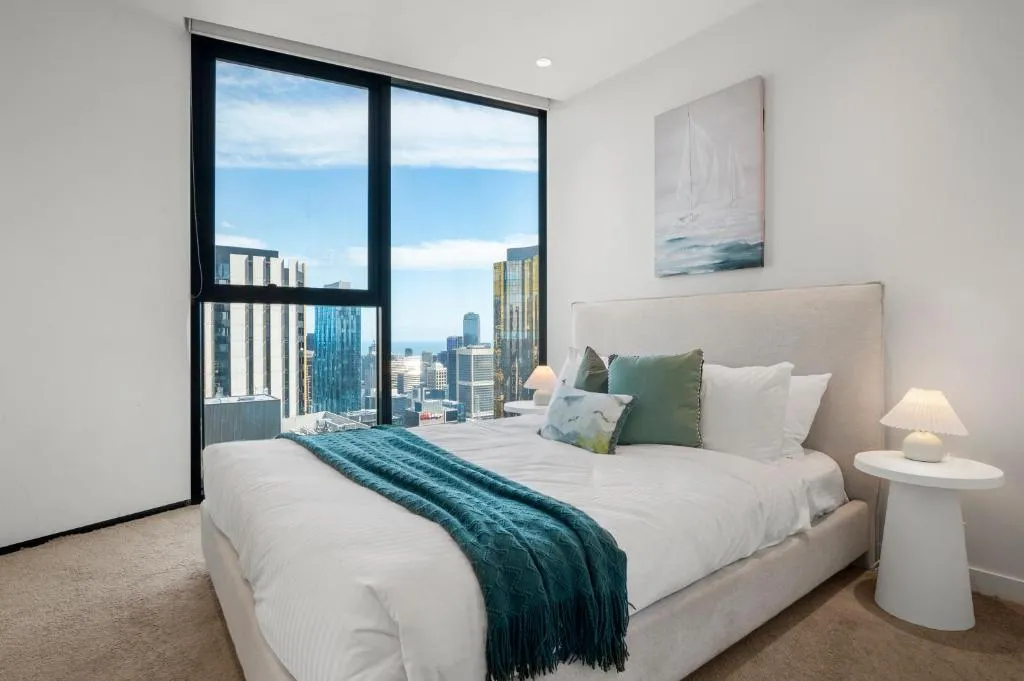 Image of Gorgeous City Views 59th Floor 2BR with Pool & Gym