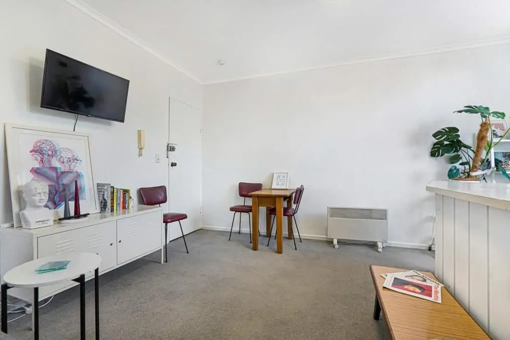Image of Great Things Come in Small Packages – Fitzroy Apt