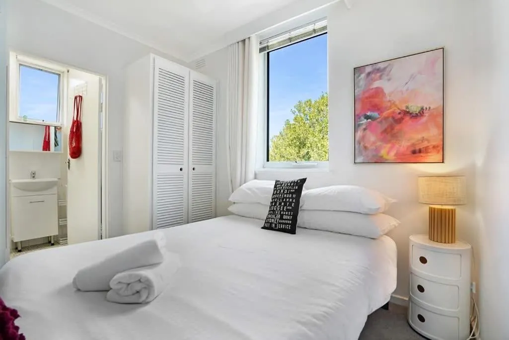 Image 5 of Great Things Come in Small Packages – Fitzroy Apt