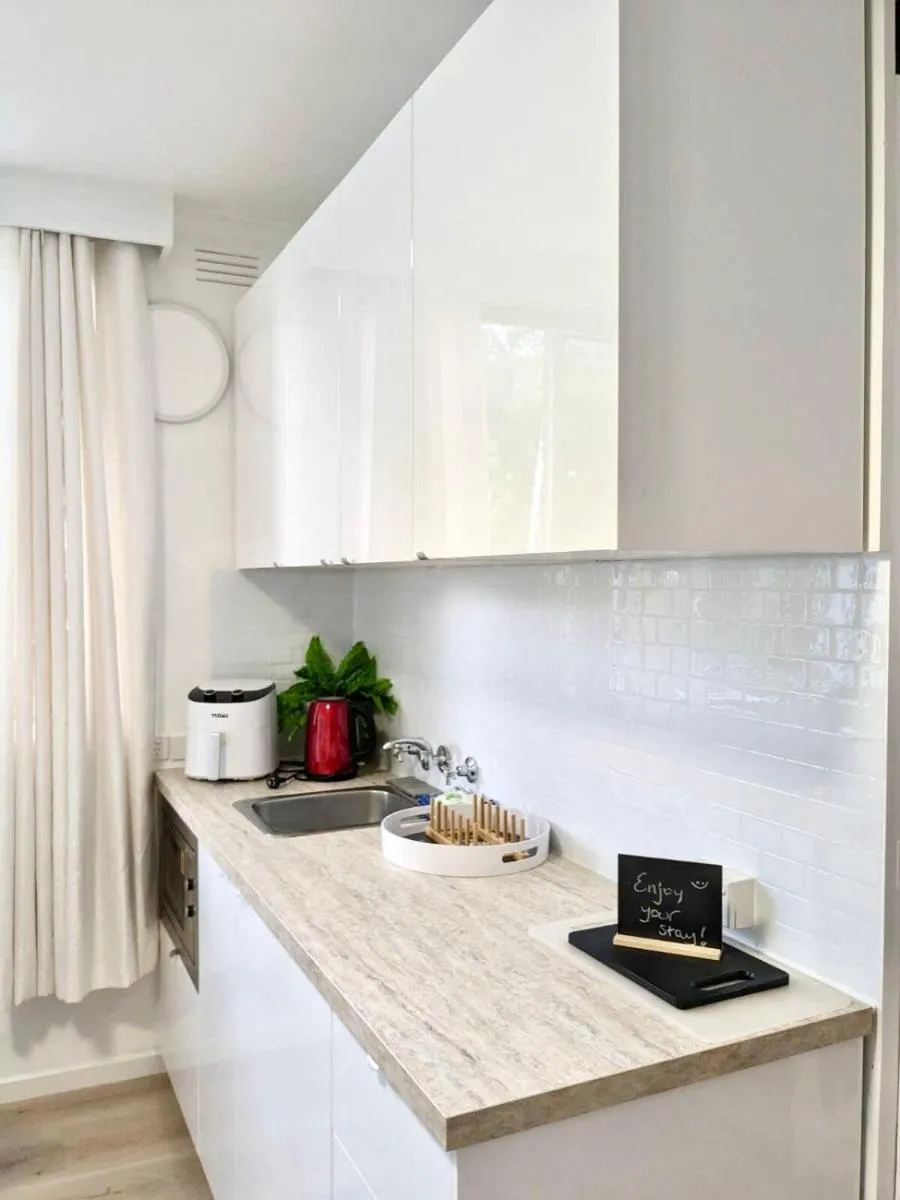Image 6 of Great Things Come in Small Packages – Fitzroy Apt
