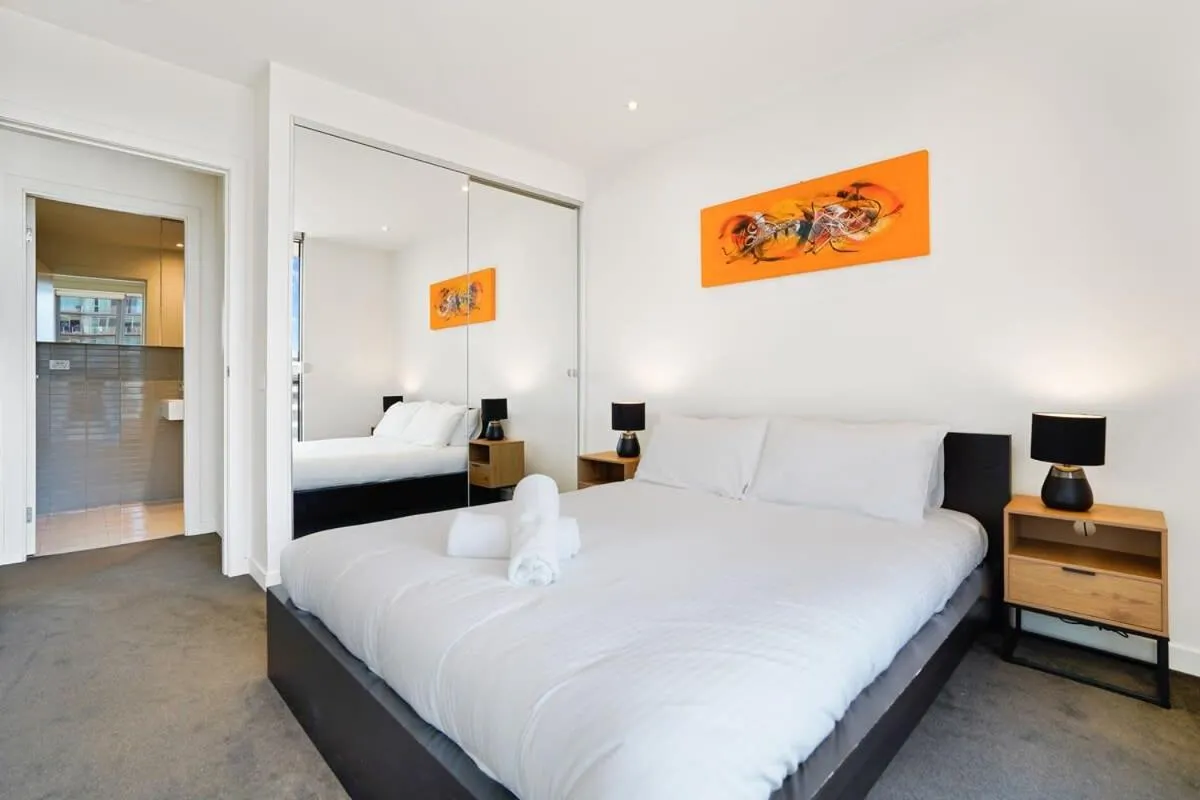 Image 6 of Grosvenor on Queens Luxury Melbourne CBD Apt