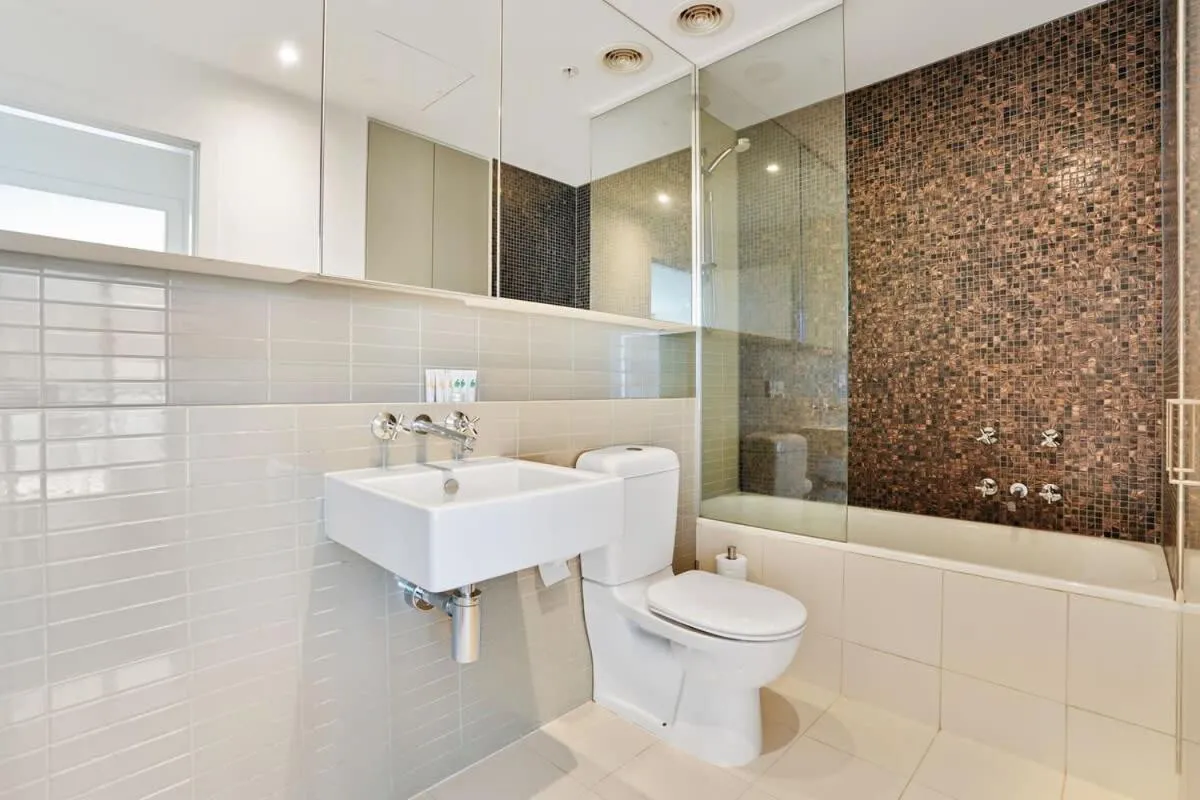 Image 2 of Grosvenor on Queens Luxury Melbourne CBD Apt