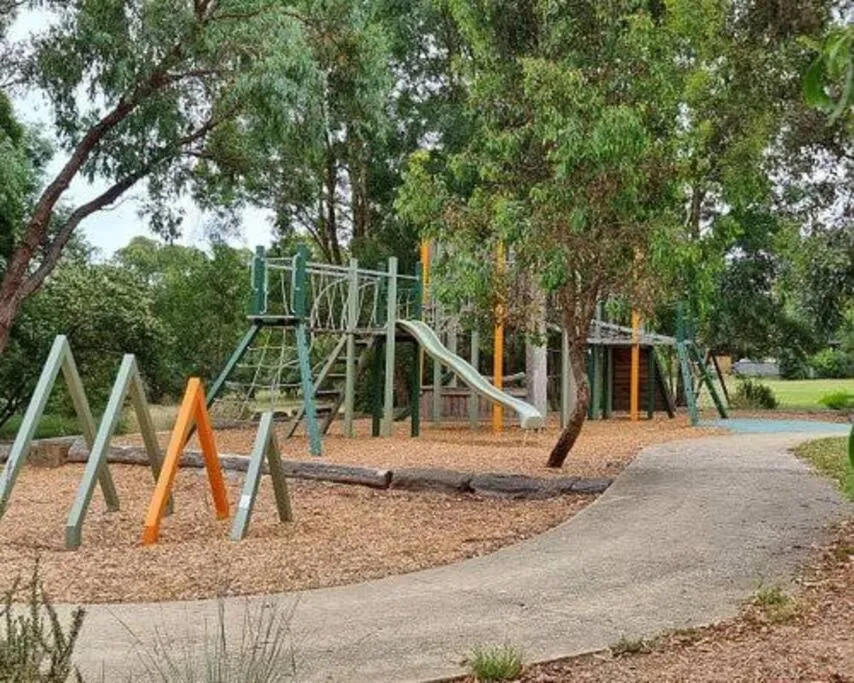 Image 2 of Guest house on the park
