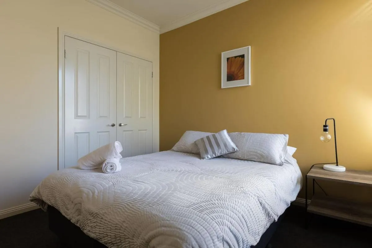 Image 1 of Healesville Cottage