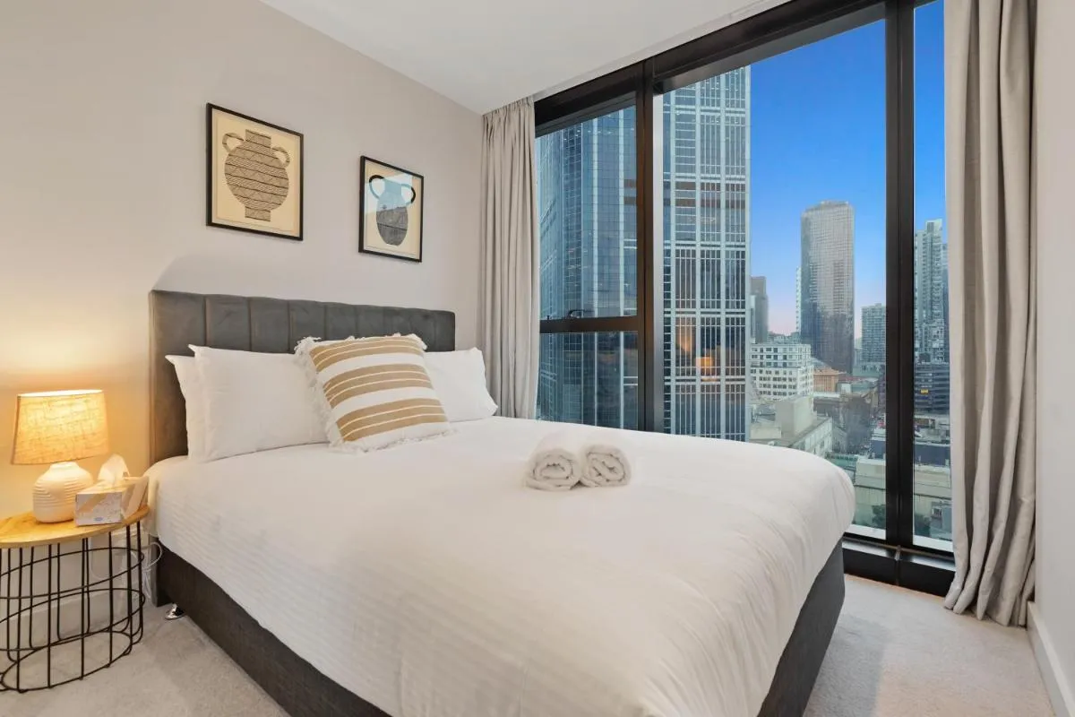 Image 1 of Hidden Gem Cosy 1B apt in central Melbourne #38015