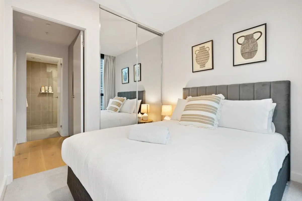 Image 5 of Hidden Gem Cosy 1B apt in central Melbourne #38015