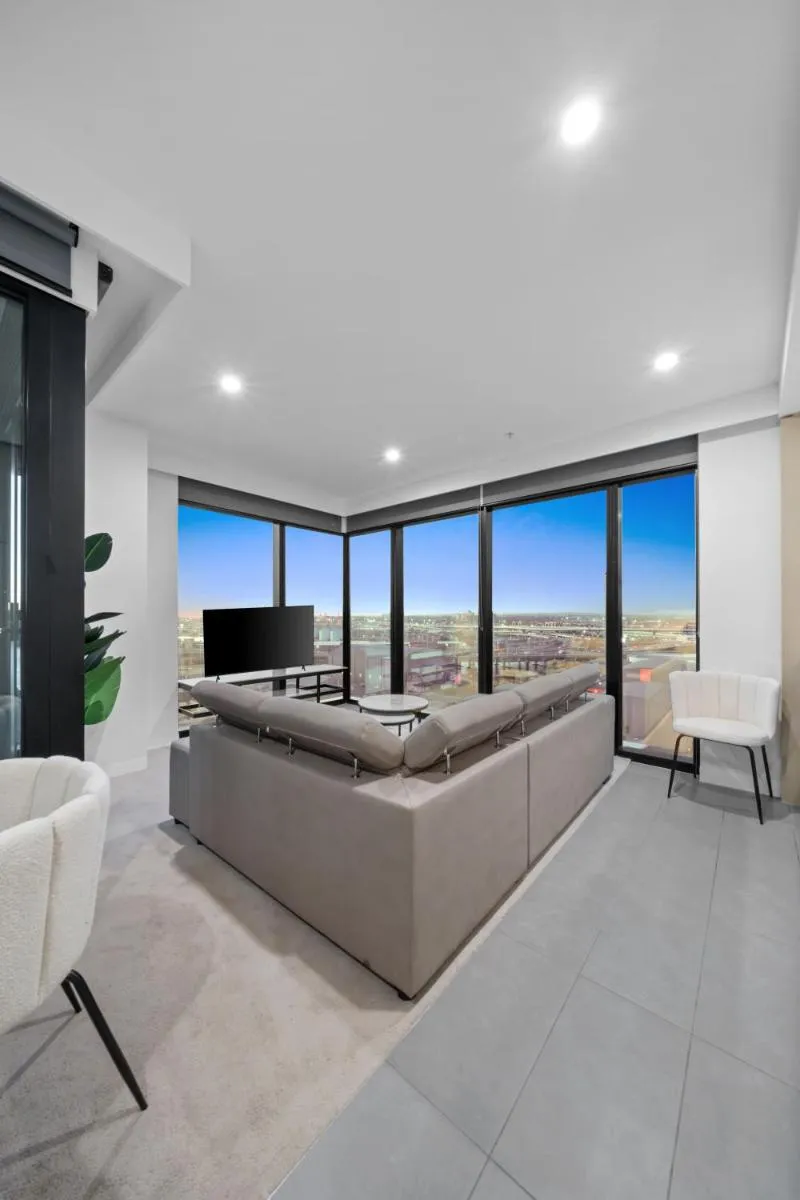 Image 5 of High Rise Marina Tower Residence