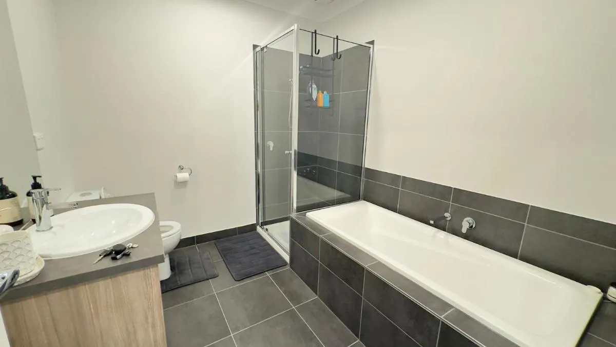 Image 2 of Home in Wyndham Vale (Manor Lakes) Melbourne