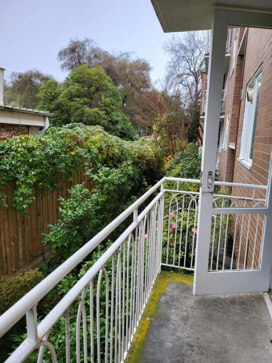 Image 3 of Homely 1 Bedroom Retreat in South Yarra with Balcony