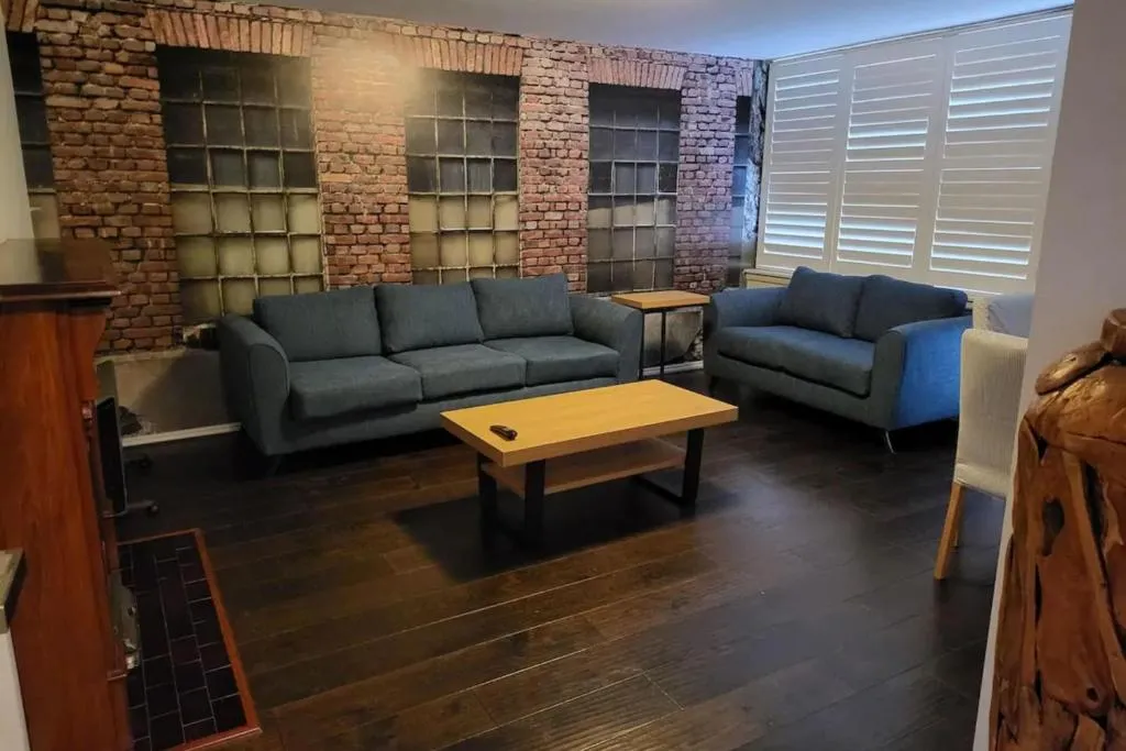 Image of Homely 1 Bedroom Retreat in South Yarra with Balcony